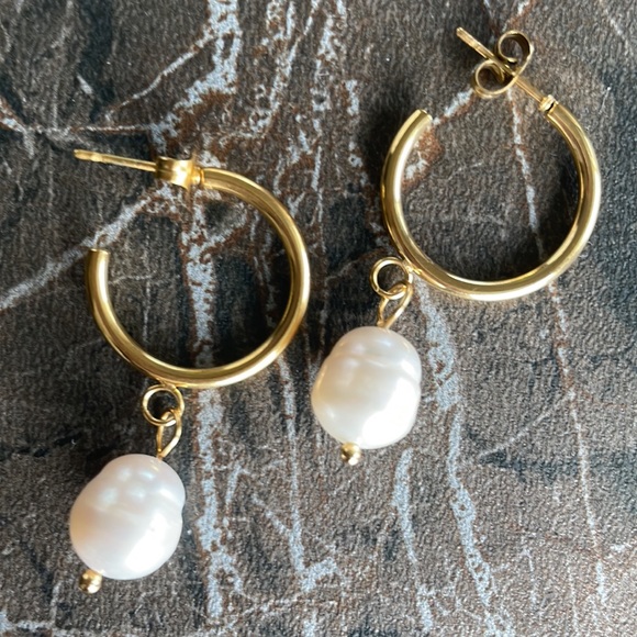 Arctoria Earings #2 - Picture 2 of 5